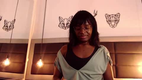 Snapshot of candy_lovee6 chatting on February 25, 10:18 pm CANDY LOVE DANNA online show from February 25, 10:18 pm