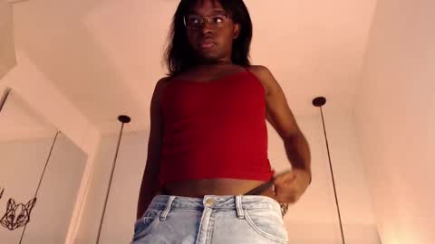 Snapshot of candy_lovee6 chatting on March 5, 11:54 pm CANDY LOVE DANNA online show from March 5, 11:54 pm