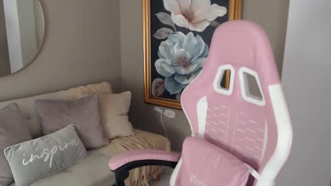 sara ivonne online show from January 7, 9:40 pm