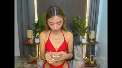 cassandrafoxxx online show from April 18, 7:07 pm