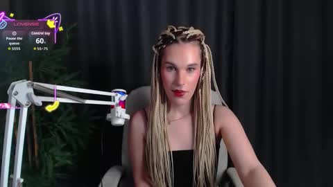 Cassie online show from December 1, 9:06 pm