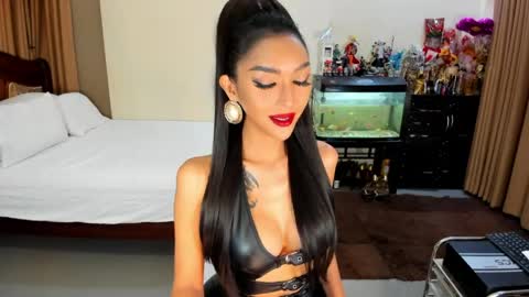 CassieValbalera online show from March 23, 12:59 am