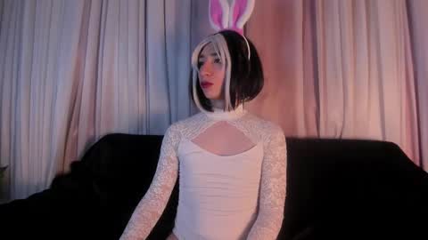  CHARLOTTE  online show from October 8, 2:46 am
