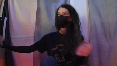 charly dest online show from October 6, 2:17 pm