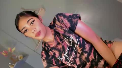 marshmallow online show from March 22, 1:27 pm