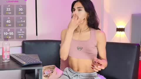 Snapshot of chloe_cherry21 chatting on February 21, 2:39 am chloe cherry21 online show from February 21, 2:39 am