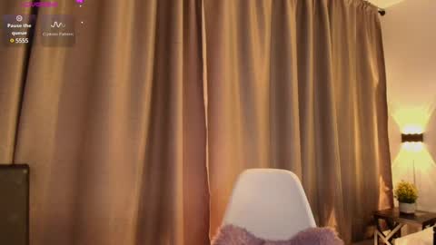 Snapshot of chloe_cherry21 chatting on March 6, 3:09 am chloe cherry21 online show from March 6, 3:09 am