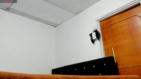 Chloe Evanx  online show from December 2, 7:44 pm