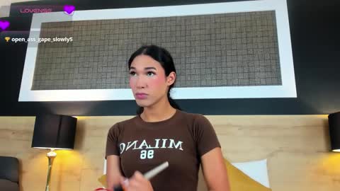 Chloe  online show from March 17, 1:13 pm