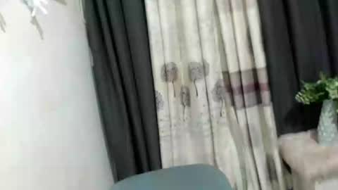 KIM online show from February 17, 11:40 am