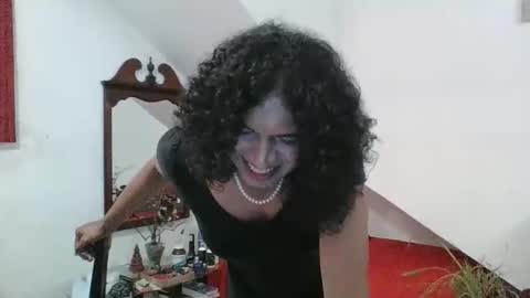 Cleopatra Doll online show from October 30, 6:45 am