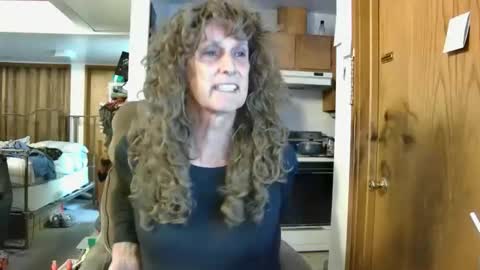 Nikki online show from May 16, 1:21 pm