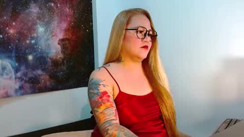 C H E R R Y  online show from October 22, 3:30 am