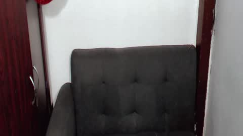 indianadollbaby online show from November 6, 2:44 am