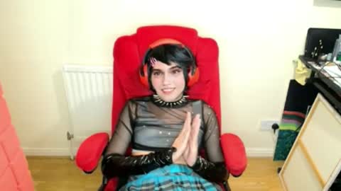 cutest_princess online show from June 20, 10:35 pm
