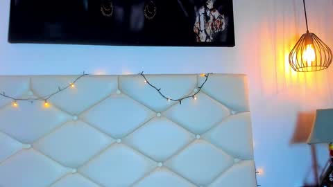 Snapshot of damara_ochoa chatting on December 20, 3:36 am online show from December 20, 3:36 am