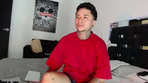 Snapshot of danny_stark chatting on February 10, 5:41 pm Danny online show from February 10, 5:41 pm