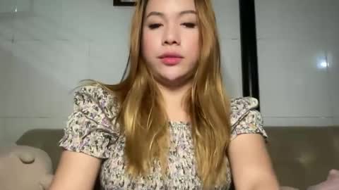 Snapshot of delicious_iya69 chatting on December 23, 6:27 pm iyalicious online show from December 23, 6:27 pm