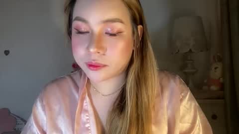 Snapshot of delicious_iya69 chatting on October 25, 11:33 pm iyalicious online show from October 25, 11:33 pm