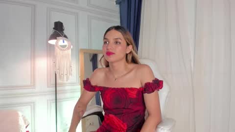 doll_isa_ online show from November 27, 7:27 pm