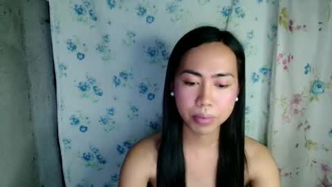 eddfox001 online show from April 9, 2:01 pm