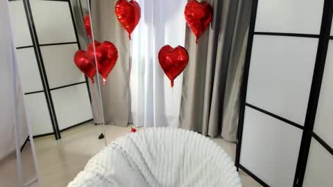 Effie Mur online show from February 12, 10:54 am