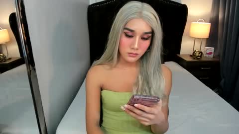 Sophia online show from December 3, 3:06 pm