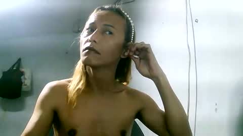 CHUN LY online show from March 8, 8:56 pm