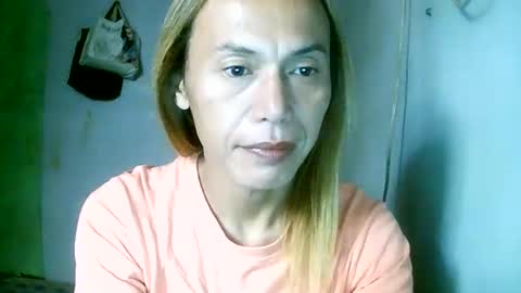 CHUN LY online show from March 23, 1:54 am