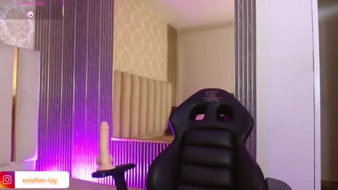 estefan_tay online show from March 1, 7:03 am