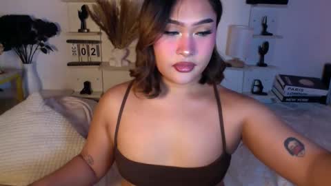 Queen Eva Mazikeen online show from December 2, 11:46 am