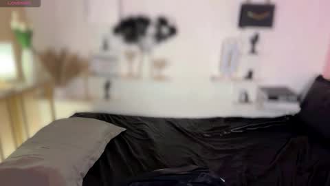 Queen Eva Mazikeen online show from February 28, 3:35 am