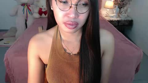 Snapshot of fancylaylaxx chatting on February 3, 4:20 pm Layla online show from February 3, 4:20 pm