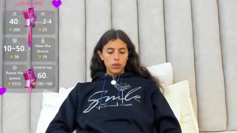 FREYA online show from February 25, 7:03 pm