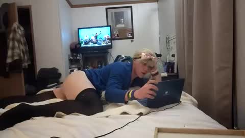 gabbybaby88 online show from May 2, 10:31 am