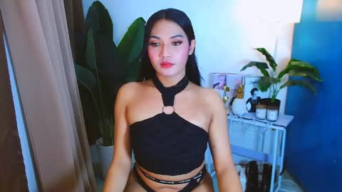 gabriela_deluxe online show from June 5, 8:09 am