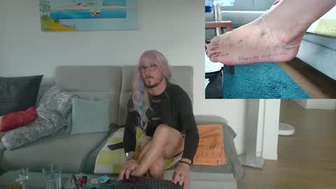 GingerPink online show from October 26, 10:55 am