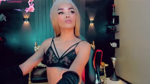 Gisel online show from March 4, 5:53 am