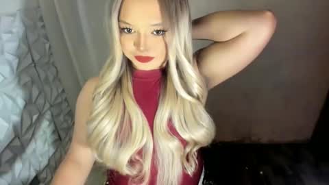 Amanda rose online show from June 2, 2:30 pm