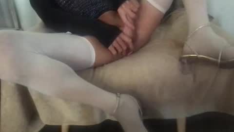 hannahsometimes694u online show from November 27, 7:33 am