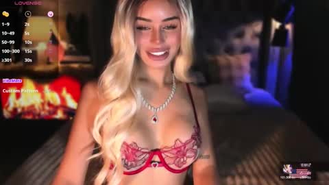 zyragoddes online show from January 18, 5:43 pm