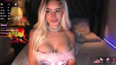 zyragoddes online show from March 14, 4:11 pm