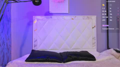 Hanzking01 online show from March 27, 5:43 am