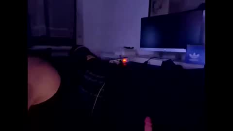 heelsfeethot online show from March 5, 11:54 pm