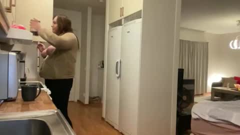 hichemlacoste333 online show from October 18, 12:03 am