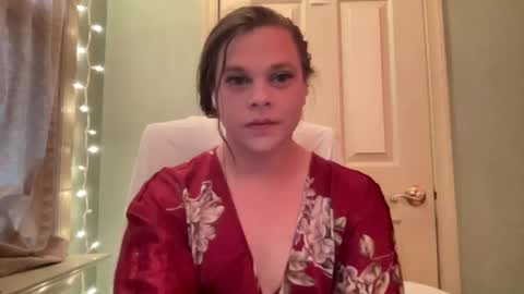 Hollys Drive threw Side Of CB. online show from December 14, 9:24 pm