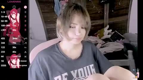 Honey Apple Alaska online show from November 18, 4:01 am