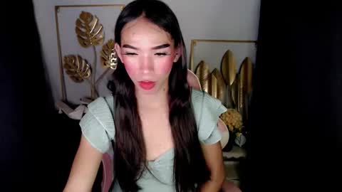 HI its me youre lovely MICHAELA  online show from April 20, 10:17 am