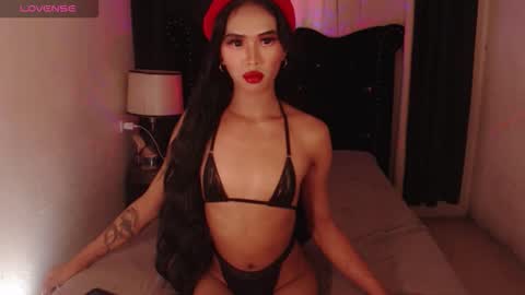 hotmidusatransontop online show from March 4, 7:03 am