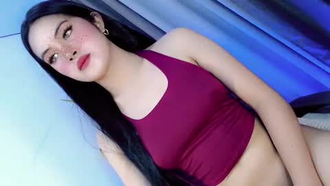 Yhanie online show from March 28, 9:00 am